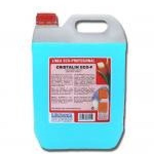 CRISTALIN ECO P. Limpiacristales multiusos. Limpiacristales de fácil evaporación. Limpia y desengrasa, eliminando rapidamente la suciedad y facilitando las tareas de limpieza. Caja de 4 Garrafas de 5 Lts.