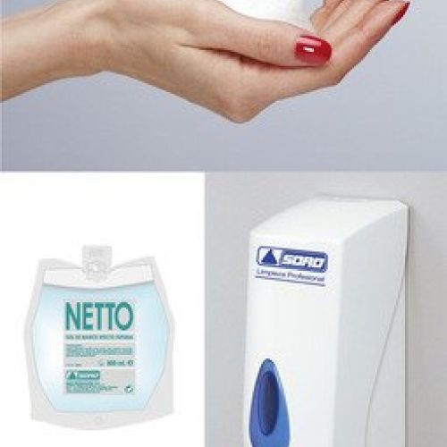 NETTO. Producto dosificado a través de un dispensador creando una espuma refrescante y compacta que aporta gran suavidad a la piel. Limpieza de manos y cuerpo. Producto efecto espuma: *MAYOR RENDIMIENTO (una recarga equivale a 2250 lavados)