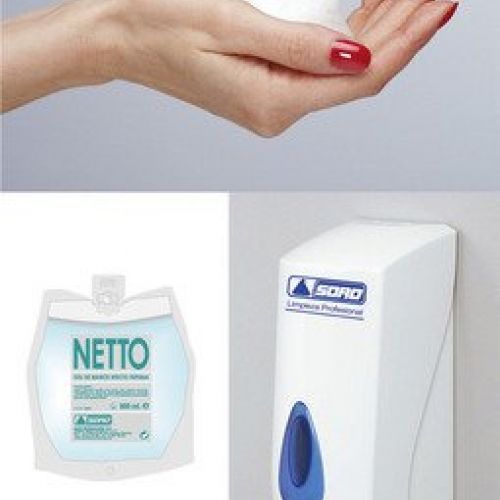 NETTO. Producto dosificado a través de un dispensador creando una espuma refrescante y compacta que aporta gran suavidad a la piel. Limpieza de manos y cuerpo. Producto efecto espuma: *MAYOR RENDIMIENTO (una recarga equivale a 2250 lavados)